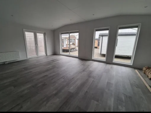 CHALET DE CASA MÓVIL T2 80M2 - Imagen 4