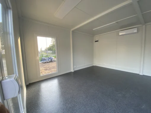 Contenedor de oficina tipo London 6,00m x 5,00m - Imagen 5