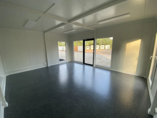 Contenedor de oficina tipo London 6,00m x 5,00m - Imagen 9