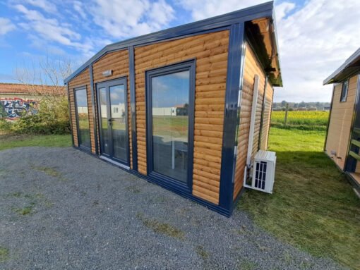 Bungalow amueblado – Chalet con jardín de 28 m² - Imagen 2