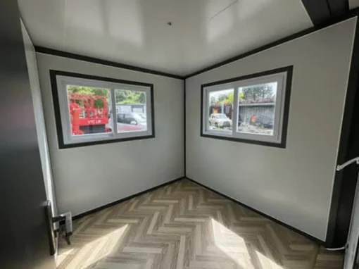 Contenedor móvil Tiny House con dos dormitorios y cocina 2024 - Imagen 8