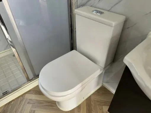 Contenedor móvil Tiny House con dos dormitorios y cocina 2024 - Imagen 15